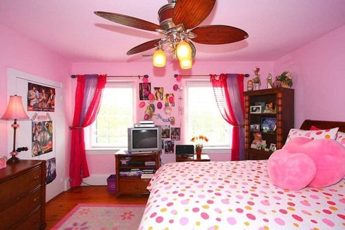 сочетание темного розового в интерьере дома с другими цветами