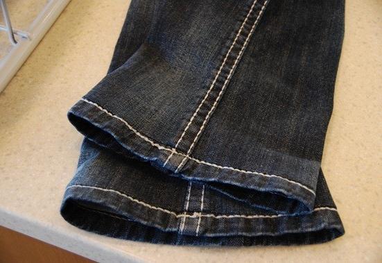 как подшить джинсы с сохранением шва