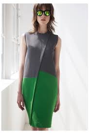 Моделирование платья прямого силуэта с диагональной односторонней складкой