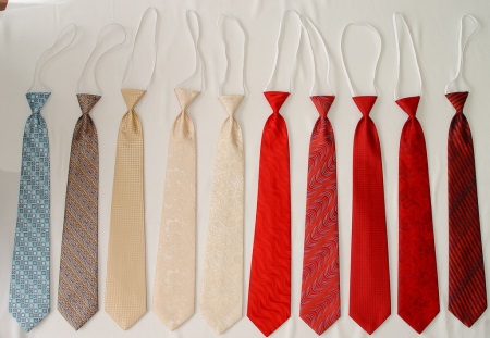 Как завязать галстук на резинке (37 фото): как на пошагово завязывать, школьный галстук