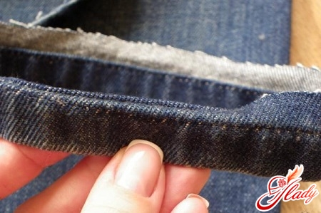 как подшить джинсы