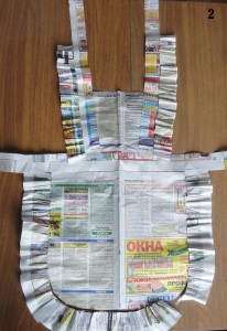 Школьный фартук своими руками - макет из газеты