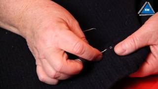 Как зашить дырку на шерстяном свитере