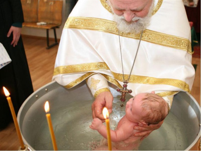Крещение ребенка: традиции, правила, обычии