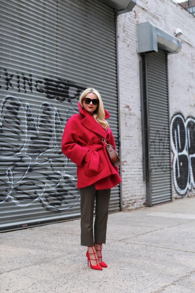 Сочетание с яркими оттенками - Сочетание болотного с красным