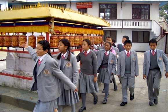Школьная форма в Непале